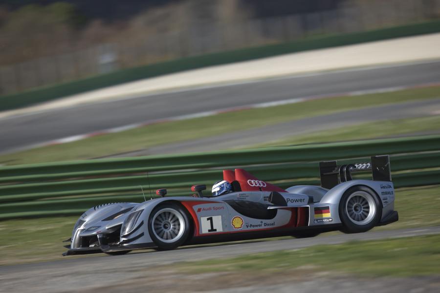  Audi R15 TDI 2009 года  (фото 45 из 78)
